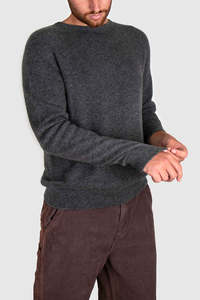 Mens Knitwear: Mens Essential Cashmere Crew