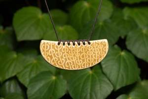 Aho Uku: Mangopare Whakakai (Pendant), Amber on white - PREORDER