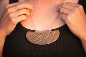 Aho Uku: Puhoro Whakakai (Pendant), Amber PREORDER