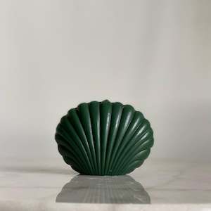 Art Decore: Jade Shell Candle