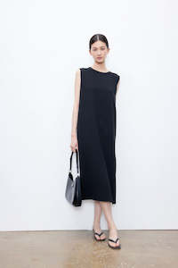 Mirna Sleeveless Round Neck Dress