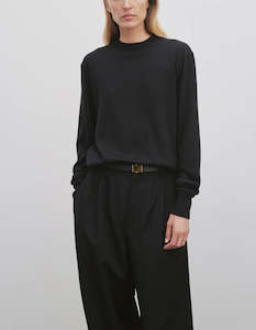 Druyes Ultra-Fine Merino Wool Round Neck Long Sleeve Sweater