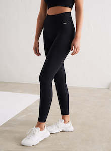All Black Tights: Black Limitless Seamless Tights