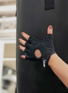 Sale Accessories: Aim'n Essential Gloves