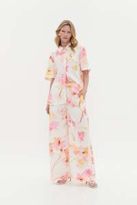 Dreamscape Pintucked Pant