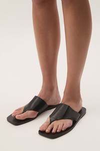 Sale Shoes: Synergy Flat Sandal