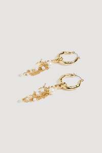 Jewellery: Elle Pearl Hoop