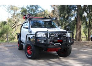 Rockarmor Bullbars: Rockarmor Premium Steel Bullbar To Suit Toyota Hilux N70 2005 - 2011 (Bumper Cut)