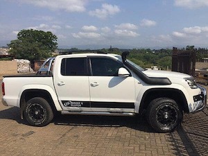 Flares: Kut Snake Snorkel Kit to Fit VW Amarok Models