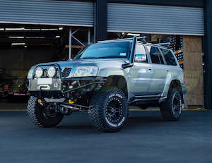 Nissan Safari Patrol: XROX Bull Bar to suit Nissan Patrol Y61 Series 4 2004-2023