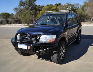 XROX Bull Bar to suit Mitsubishi Pajero NM/NP 2000-2006