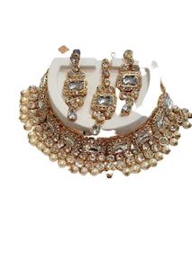 Jewellery: Silver With Gold Necklace Set