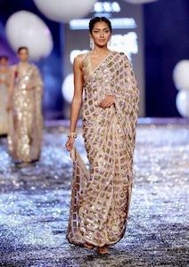 Sale Specials: Peak Box Georgette Saree