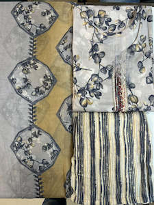 Off White Pakistani Kameez