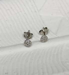 Stud Earrings: Dot Studs