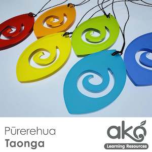 Necklaces: Pūrerehua Necklace