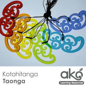 Necklaces: Kotahitanga Necklace