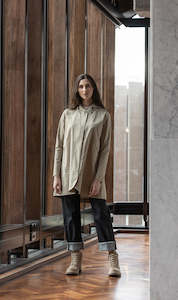 Autumn Winter: LIGHTWEIGHT SWING RAINSHELL