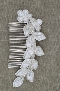 Products: Neve Hair comb - Alena Hume