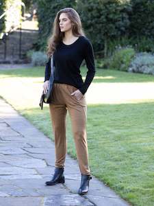 Vassalli Merino: Vassalli Black 100% Merino Basic Long Sleeve Crew Neck Top