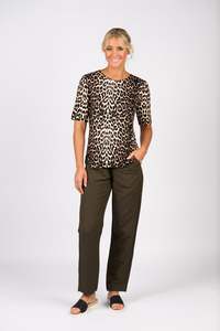 Vassalli 3/4 Sleeve Round Neck Knit Top-Leopard