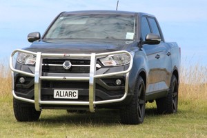 Products: S200 Bullbar