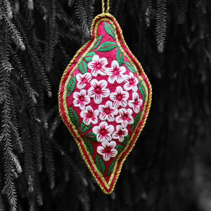 Christmas Tree Decorations: Embroidered ornament - Manuka #2
