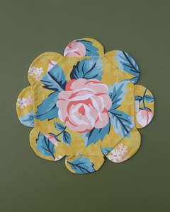 Table: Flower placemat #pink rose