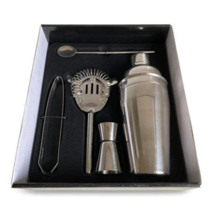 For The Guys: Men's Republic 5 piece Cocktail and Bar Gift Set