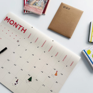 Journals Notebooks: Father Rabbit A2 Monthly Planner