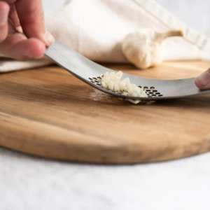 Homewares 1: Caliwoods Garlic Crusher