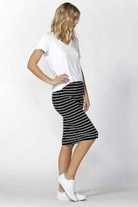 Betty Basics Curve: Alicia Midi Skirt - Stripe