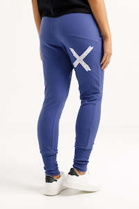 Homelee: Alpine Apartment Pants - Hyacinth With Lilac Damask X