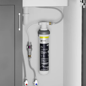 Filtration: Under-Bench Water Filtration Kit - Puretec Z7