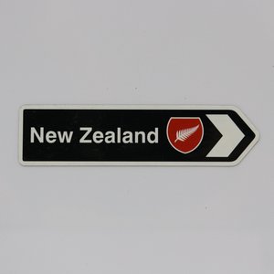 Black New Zealand Roadsign Magnet - all sortz