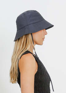 Winter Hats: NOAH HAT / MIDNIGHT