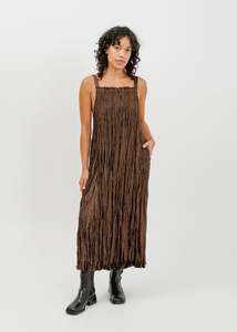 Harbor Pleat Pinafore / Espresso