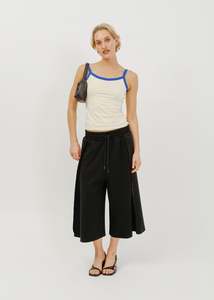 Cyrus Short / Black