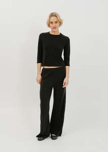 Gwyneth 3/4 Sleeve Tee / Black