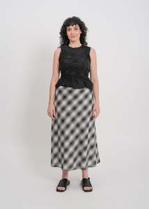 Bottoms: Bennie Skirt / White-Black