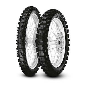 Pirelli SCMX Mid Soft MX Tyre - 17" Front 70/100-17