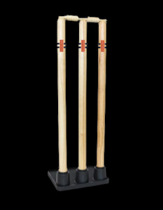 Cricket Stumps: Gray Nicolls Rubber Base Wooden Stumps