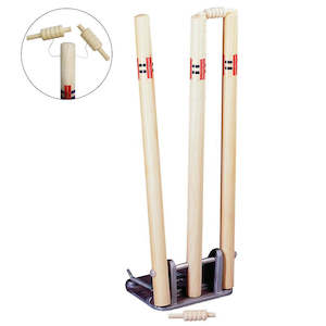 Cricket Stumps: GN-Wooden Spring Return Stumps w String Bails