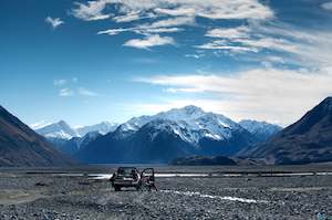 Tours: Canterbury High Country Lakes and Valleys