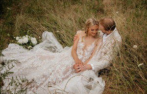 Products: Shopping for a Wedding Dress? Avoid These 10 Costly Mistakes