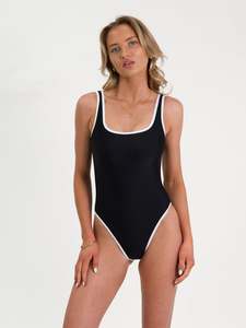 Frontpage: Danielle - One Piece