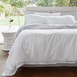 Duvet Covers: Baltic Linen Duvet Cover Set: White - Superking
