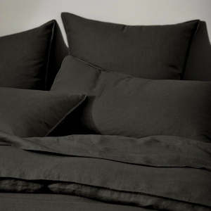 Pillowcases: Ravello Linen Charcoal Pillowcase in Pair