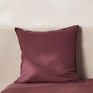 Pure Linen Eurocase: Port