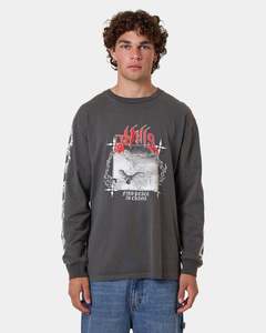Mens Long Sleeve T Shirts: Mens Flight Risk Oversized Long Sleeve T-Shirt